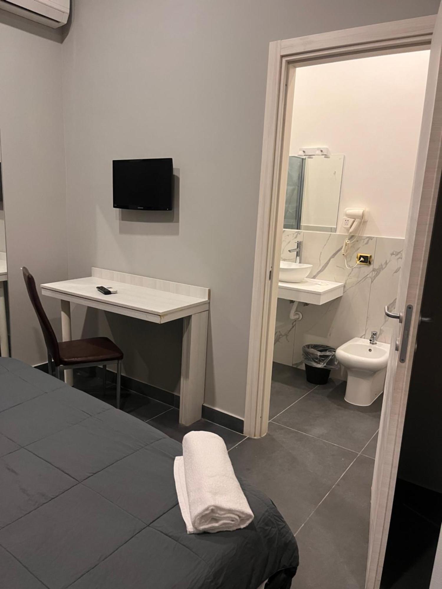 International Hotels ナポリ エクステリア 写真